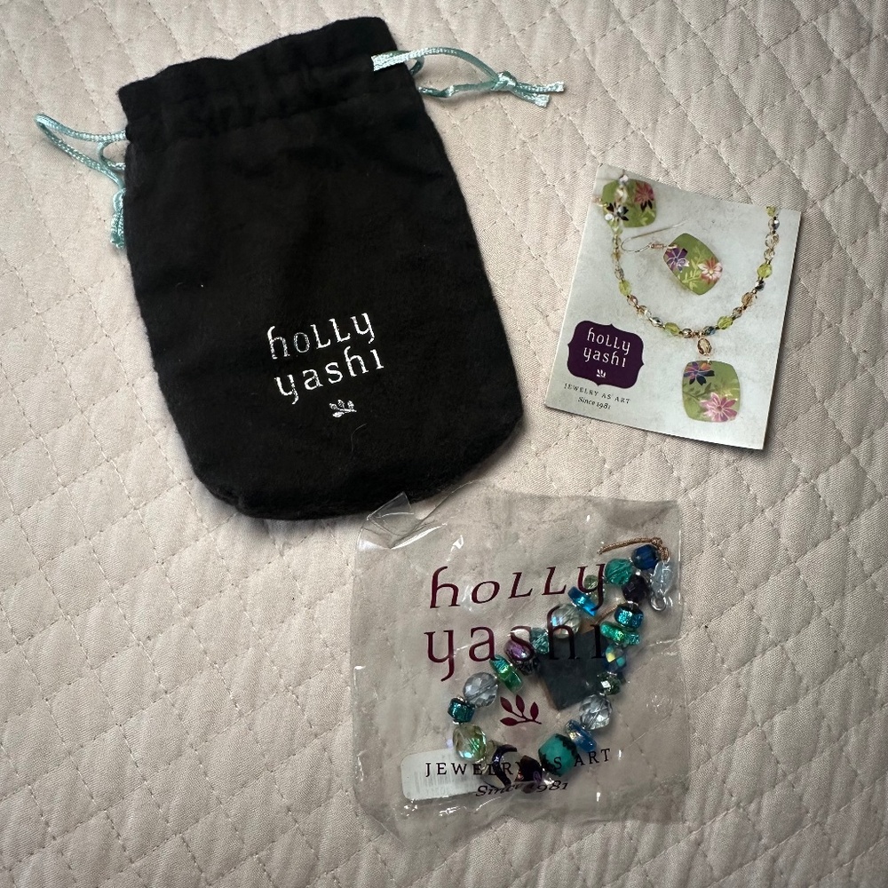Holly Yashi Bracelet